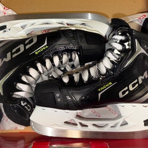 2024 CCM Tacks XF 80 Hockey Skates Regular Width Size 5 (Very Lightly Used)