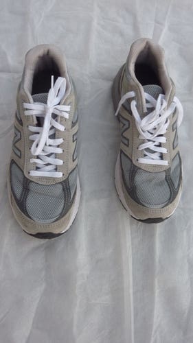 Gray Women's Adult Size M 7.5 (W 8.5) New Balance 990v5 Shoes (Used)