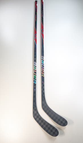 (2-pack) New Senior Red RH Bauer Proto2, 87 Flex, P28
