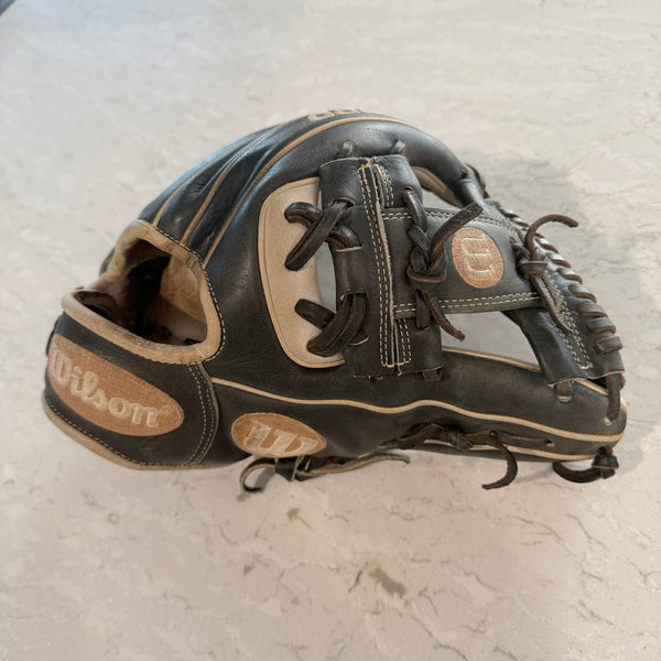 Wilson A2000 1786 RH Infield Baseball Glove 11.5" (Used)