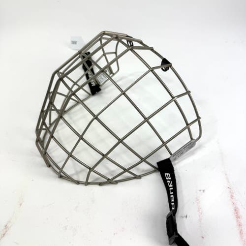 Like New Bauer Profile 3 Cage - Senior Large - #J691