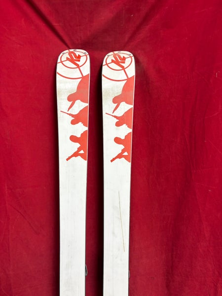 Skis:, K2 Public Enemy skis,169cm. Bindings: Salomon, binding