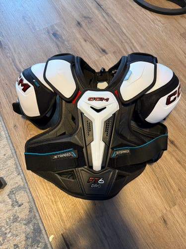 Large Senior CCM JetSpeed FT6 Pro Shoulder Pads (New)