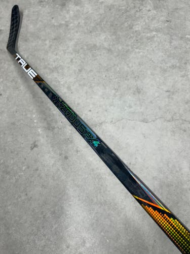 75 Flex Custom P28 Senior True Project X Smoke Right Handed Hockey Stick Pro Stock NHL (New) Brazeau
