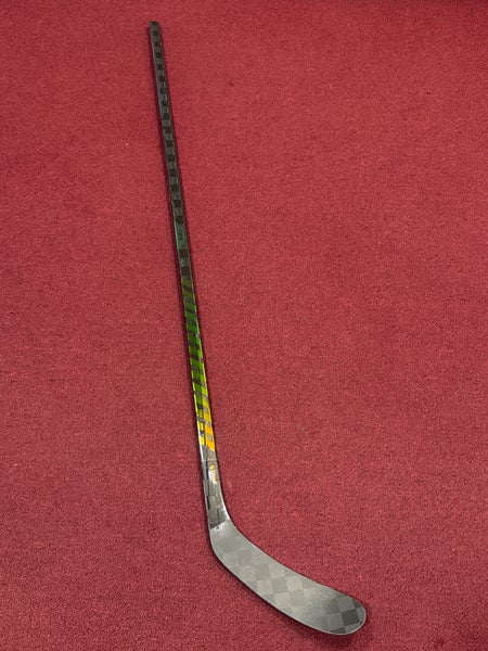 Warrior Covert QR6 Pro Left Hand Hockey Stick W28 85 Flex Pro Stock (New) Item#PSFL628