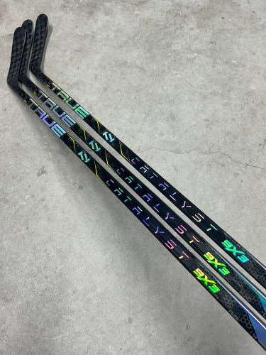 3 Pack 80 Flex Custom P92 Senior True Catalyst 9x3 Right Hand Hockey Stick Pro Stock (New)