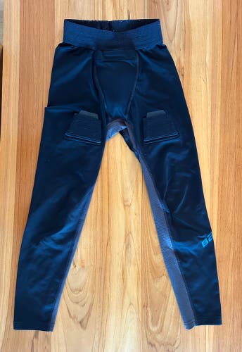 Black XXS Women's Bauer Compression (Used)