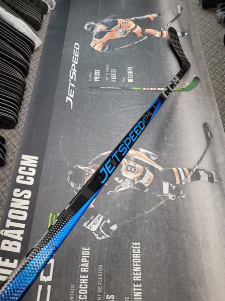 P86 | 70 Flex Senior CCM JetSpeed FT7 Pro Left Hand Hockey Stick P86 70 Flex Pro Stock (New)