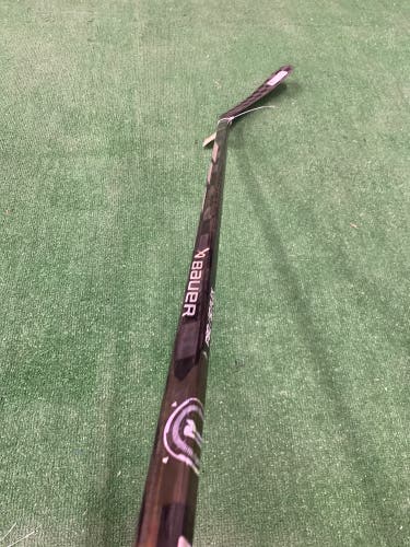 Junior Bauer Proto-R Hockey Stick Right Handed P92 50 Flex (Used)