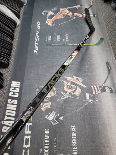 P86 | 80 Flex NEW! Senior CCM Tacks XF Pro Left Hand Hockey Stick Pro Stock
