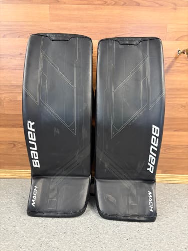 33" 2022 Bauer Mach Goalie Leg Pads (Used)