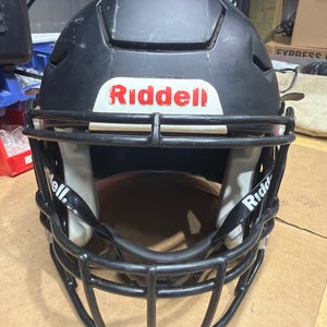 USED RIDDELL FLEX ADULT HELMET - MEDIUM - FLAT BLACK