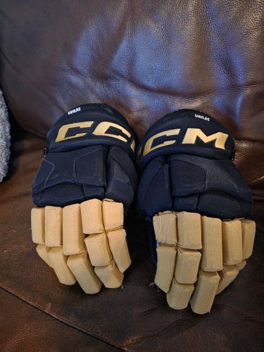 CCM HG95C Gloves 14" (Used) Vegas
