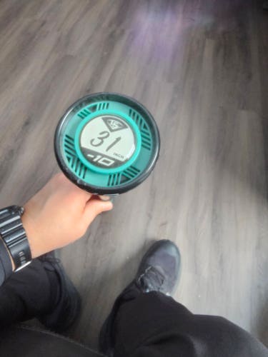 2025 Louisville Slugger Bat (-10) 31"