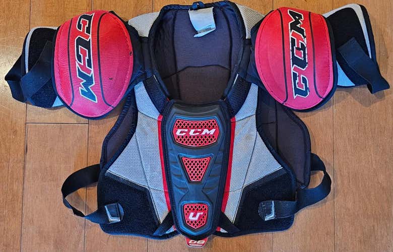 CCM U+ 08 Senior Hockey Shoulder Pads – Size Large – Great Condition (Used)