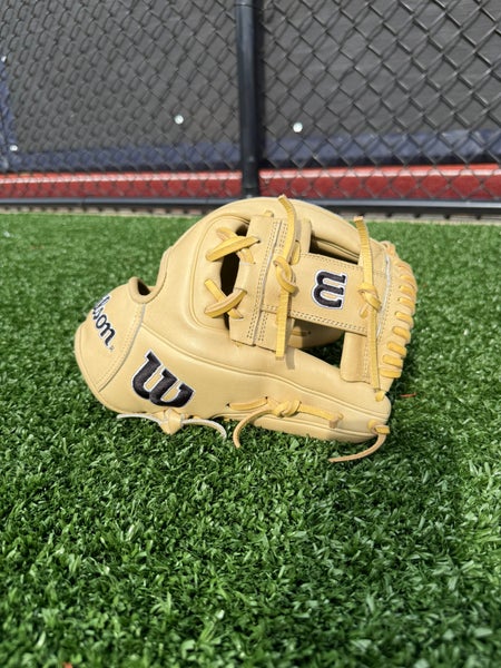 Wilson A2000 1786 RH Infield Baseball Glove 11.5" (Used)