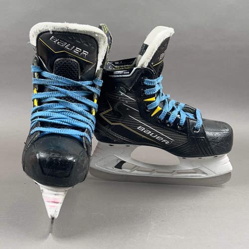 Bauer Supreme M40 Size 2 Junior Hockey Skates