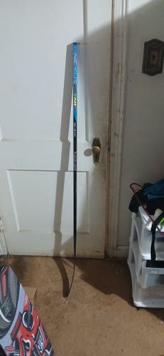 Junior Bauer Nexus Sync Left Hand Hockey Stick P92 40 Flex (Used)