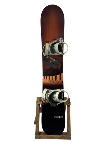 148cm Oxygen Snowboard w/ Liquid Lq1500 Bindings