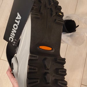 Mondo 26 & 26.5 Women's Atomic Alpine Touring Backland Pro SL W Ski Boots