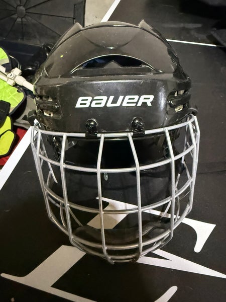 Medium Bauer Profile II Helmet (Used)