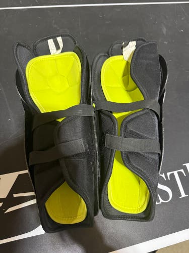 Youth Warrior 13" Shin Pads (Used)