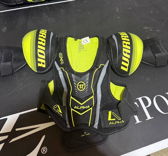 Men's Large Intermediate Warrior Alpha DX Shoulder Pads (Used)