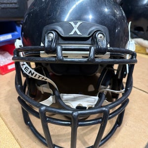 USED XENITH X2E+ YOUTH FOOTBALL HELMET - LARGE - BLACK
