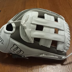 2025 Wilson RH A1000 Softball Glove 12" (New)
