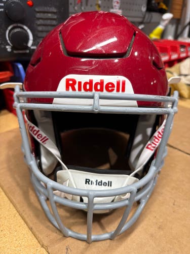 USED RIDDELL FLEX ADULT HELMET - MEDIUM - PEARL CARDINAL