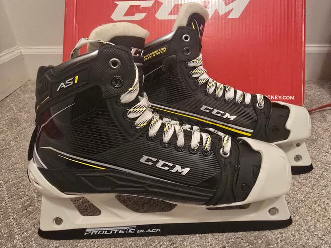 Brand new - CCM Super Tacks AS1 Hockey Goalie Skates Regular Width 10 (New)