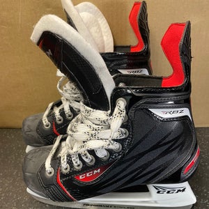 Used CCM RBZ 60 Hockey Skates 3D