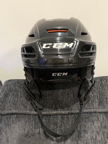 CCM Resistance Helmet Black