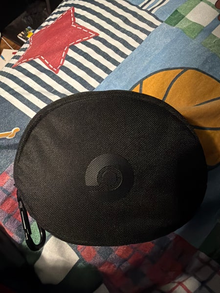 Beats Solo 3 slightly used