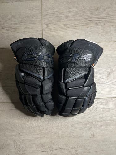 CCM JetSpeed FT8 Pro Gloves 13" (New)