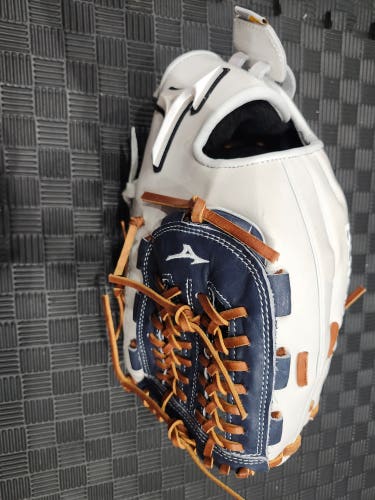 Mizuno RH First Base Pro Select Baseball Glove 12.5" (New)