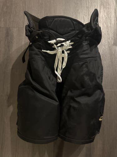 Senior Large CCM HPTKXP Hockey Pants Pro Stock (Used)