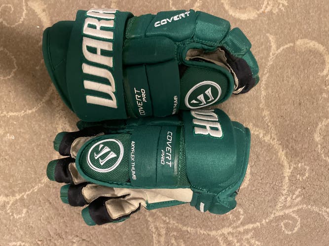 Warrior Covert Pro Gloves Junior size 12" (Used)