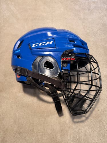 Large CCM Tacks 910 Helmet (Used)