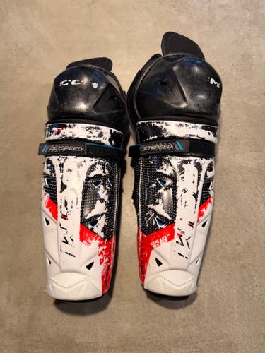 Junior CCM JetSpeed FT680 13" Shin Pads