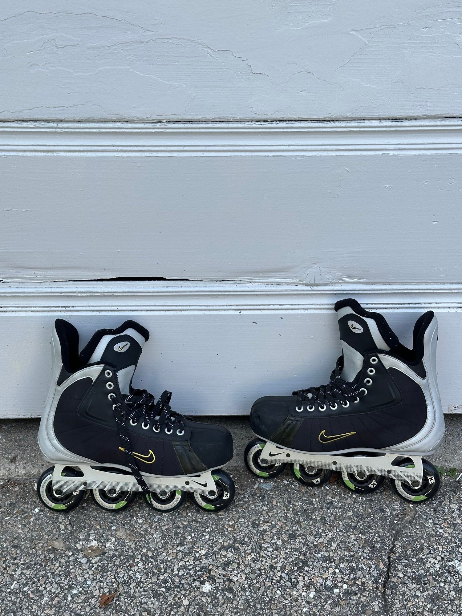 nike womens roller skates