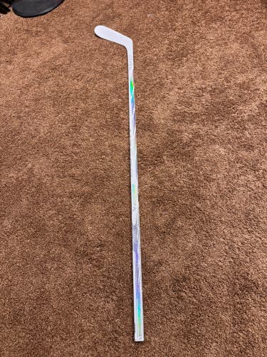 Senior Bauer Left Hand P28 (New) White Proto-R Hockey Stick