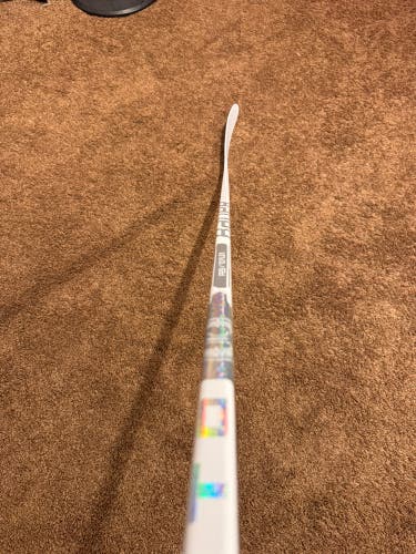 Senior Bauer Left Hand P28 (New) White Proto-R Hockey Stick