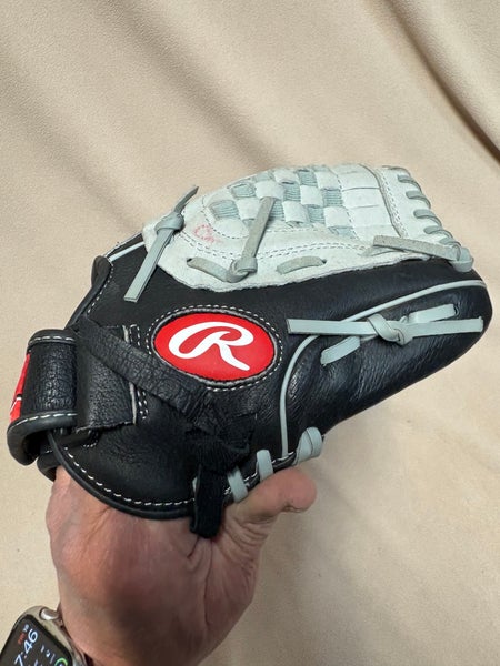 RH Rawlings Sure Catch Baseball Glove 10.5" (Used)