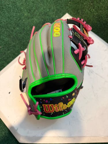 2024 Wilson A2000 1786 RH Infield Baseball Glove 11.5" (Used)