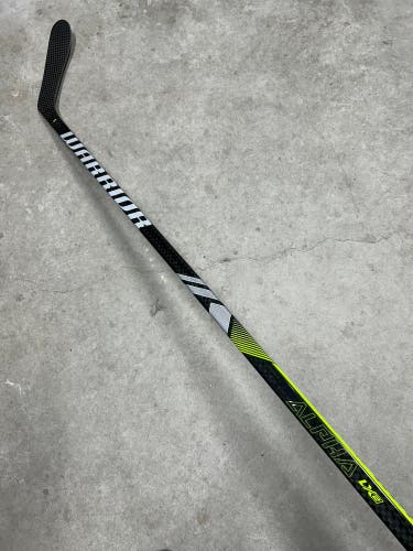 65 Flex P28 Senior Warrior Alpha LX2 Right Hand Hockey Stick Pro Stock (New)