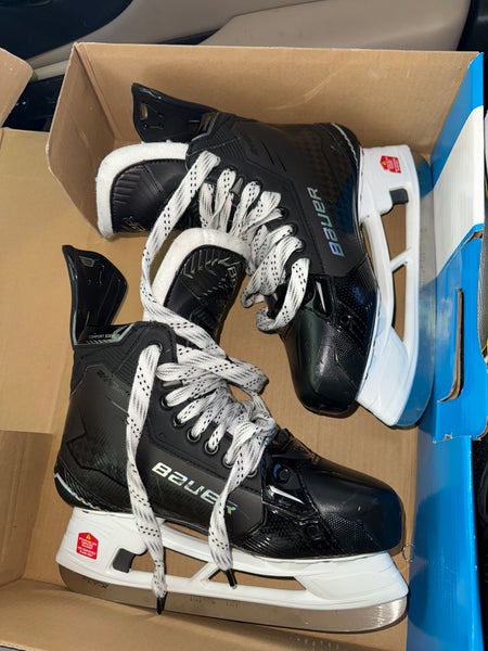 2024 Bauer Supreme Shadow Hockey Skates Narrow Width 9 1 week used
