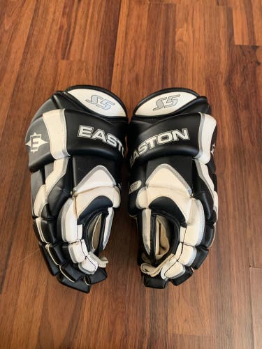 Easton Stealth Gloves 13" (Used)