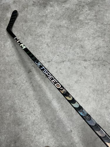 90 Flex P29 Senior CCM JetSpeed FT5 Pro Right Hand Hockey Stick Pro Stock NHL (New)
