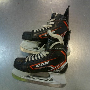 Used CCM JETSPEED FT340 Intermediate Hockey Skate Intermediate 4.0 11339-S000198069